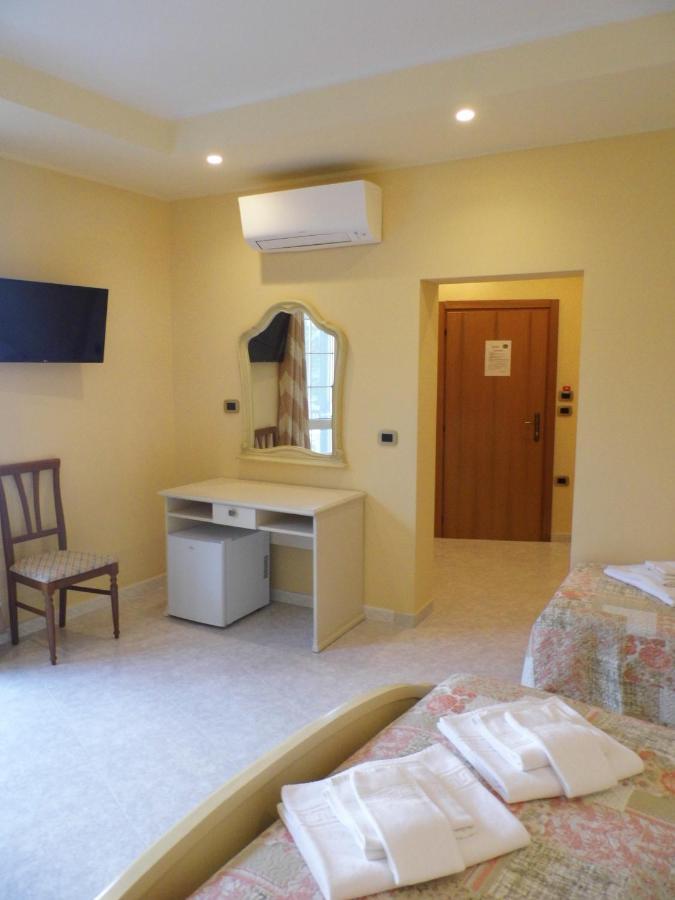 A Casa Di Nelly Bed & Breakfast Tortoreto Dış mekan fotoğraf